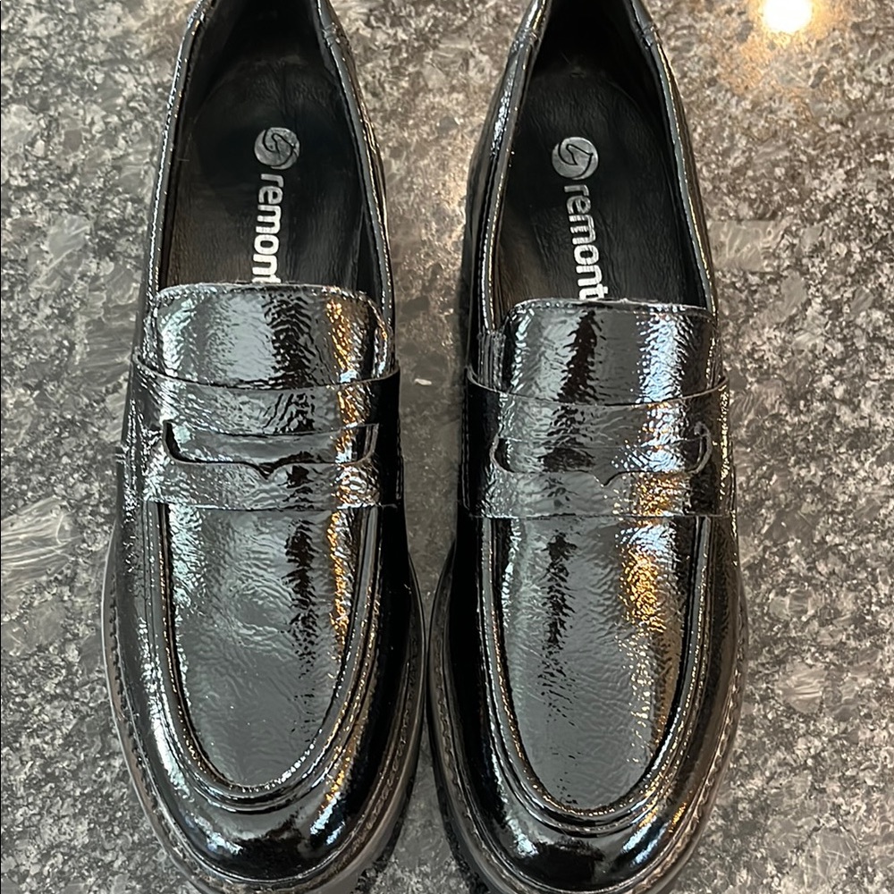 Remonte Black Patent Leather Slip-On Loafers